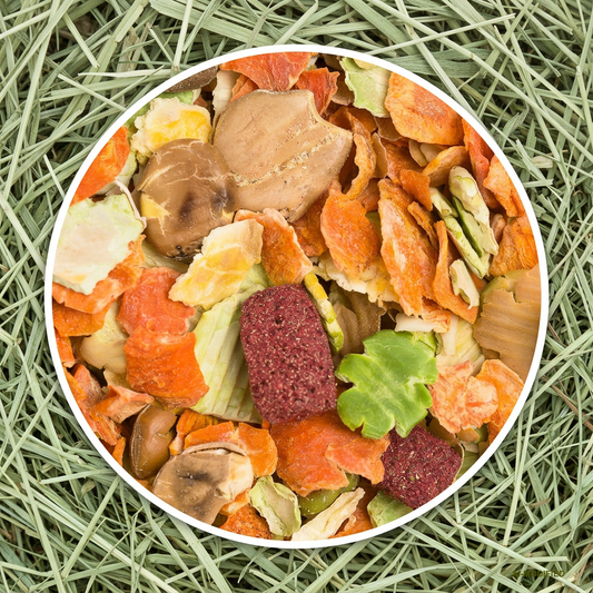 Schwarzwälder Kräuterblütenheu 1kg plus 100g Gemüseflocken